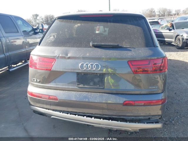 WA1LHAF74JD043034 Audi Q7 2.0t Premium