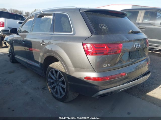 WA1LHAF74JD043034 Audi Q7 2.0t Premium