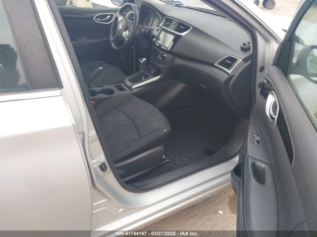 3N1AB7AP4KY327516 Nissan SENTRA SV