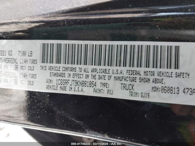 1C6SRFJT9KN881854 RAM 1500 Laramie  4x4 5'7 Box