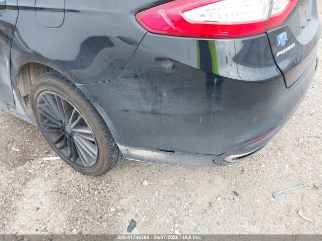 3FA6P0H96GR327785 Ford FUSION SE