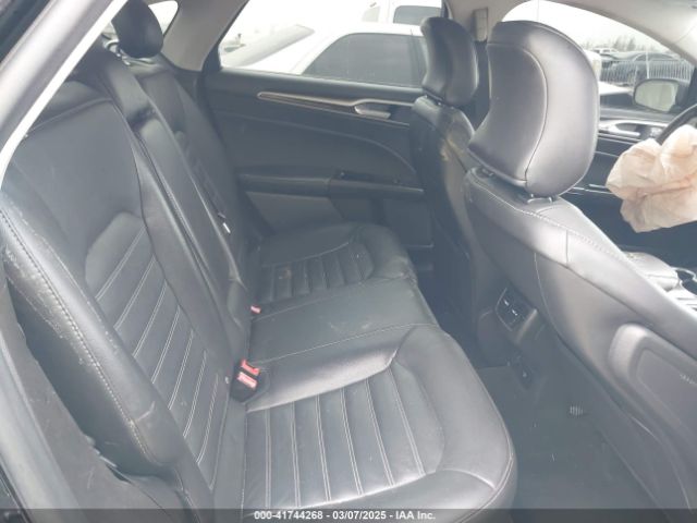 3FA6P0H96GR327785 Ford FUSION SE