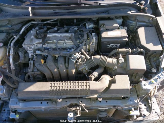 JTDEPRAE9LJ082163 Toyota COROLLA LE