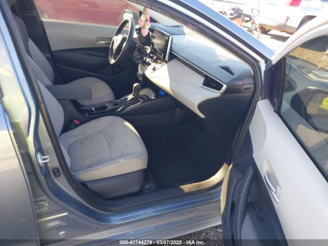 JTDEPRAE9LJ082163 Toyota COROLLA LE