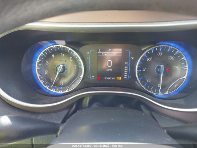 2C4RC1FG3KR708986 Chrysler Pacifica Touring Plus