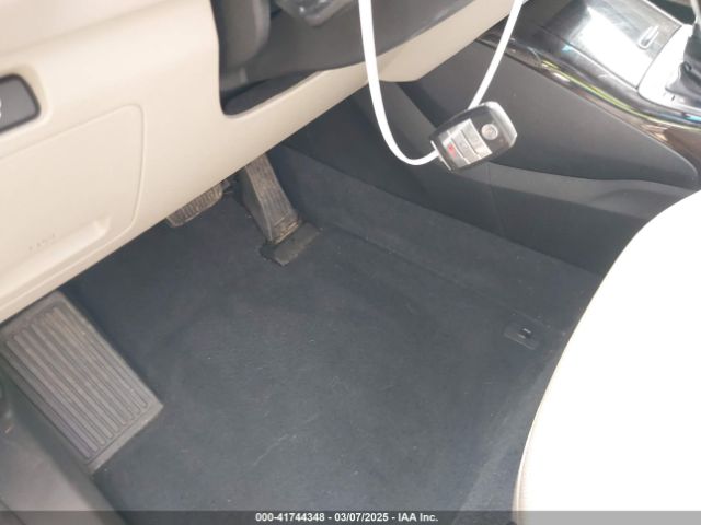 5XYPHDA50LG706330 KIA Sorento 3.3l Ex