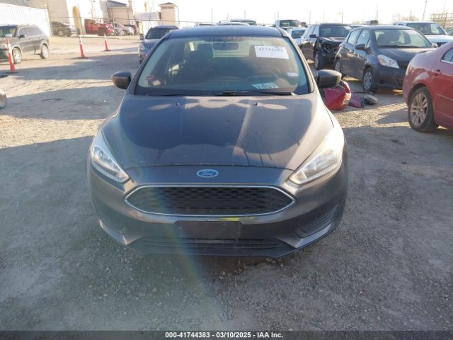 1FADP3F20JL216525 Ford FOCUS SE