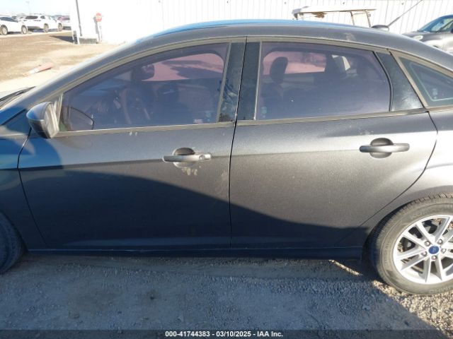 1FADP3F20JL216525 Ford FOCUS SE