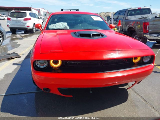 2C3CDZBT7GH332055 Dodge Challenger R/t Plus Shaker