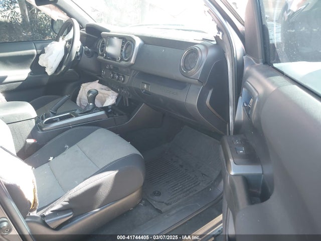 3TMAZ5CN7NM173128 Toyota Tacoma Trd Sport