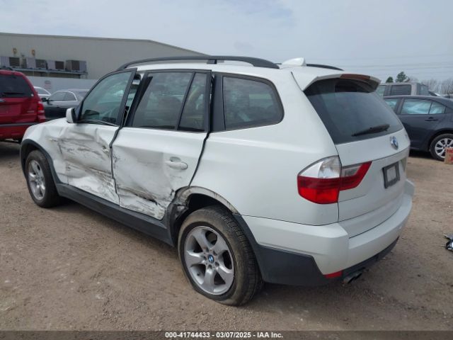 2007 BMW X3 WBXPC93427WF01235 Photo 2