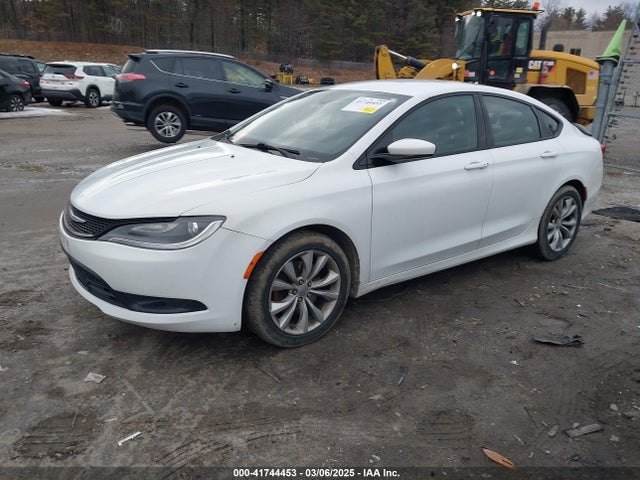 1C3CCCDG4FN630360 Chrysler 200