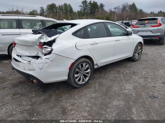 1C3CCCDG4FN630360 Chrysler 200