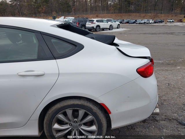 1C3CCCDG4FN630360 Chrysler 200