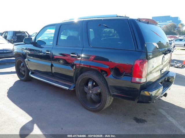 2002 CADILLAC ESCALADE 1GYEC63T22R105217 Photo 2