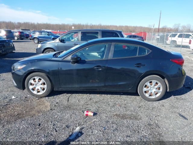 3MZBM1U72FM210435 Mazda Mazda3 I Sport