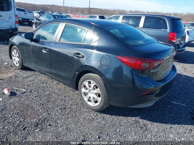 3MZBM1U72FM210435 Mazda Mazda3 I Sport