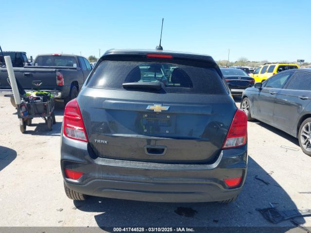 3GNCJKSB1LL215499 Chevrolet Trax Fwd Ls