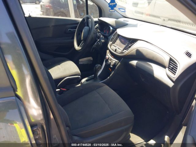3GNCJKSB1LL215499 Chevrolet Trax Fwd Ls