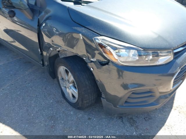 3GNCJKSB1LL215499 Chevrolet Trax Fwd Ls