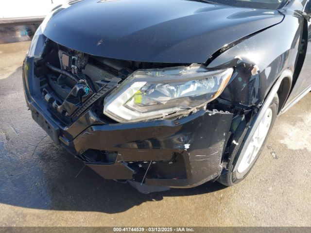 JN8AT2MT5KW250687 Nissan ROGUE SV