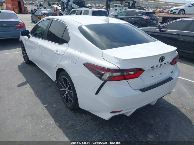 4T1G11AK1PU776945 Toyota CAMRY SE