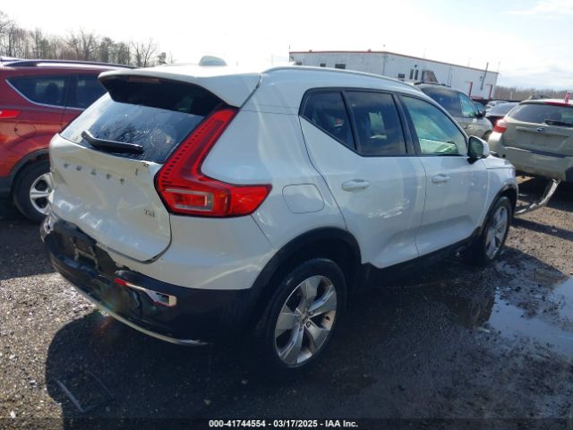 2019 VOLVO XC40 YV4AC2HK4K2130185 Photo 3