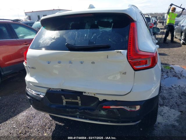 2019 VOLVO XC40 YV4AC2HK4K2130185 Photo 5