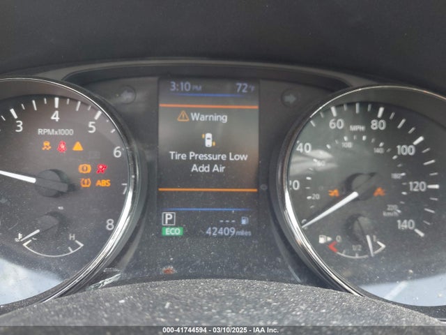 JN8AT2MT9KW267881 Nissan ROGUE SV