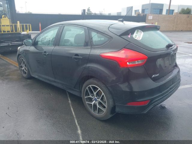 1FADP3K28FL348882 Ford FOCUS SE