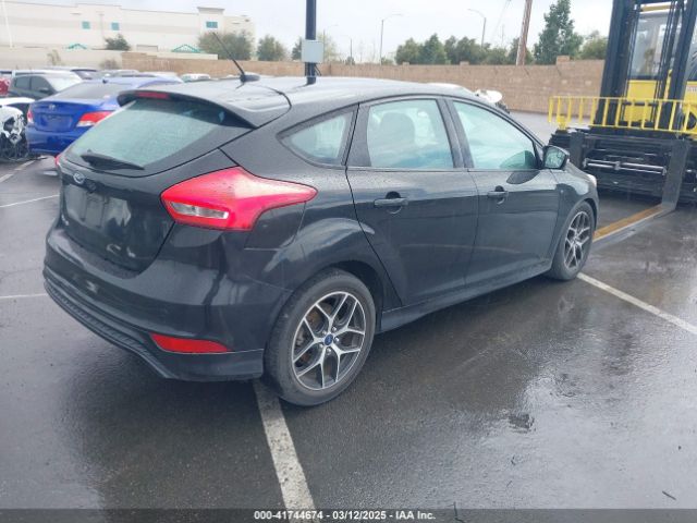1FADP3K28FL348882 Ford FOCUS SE