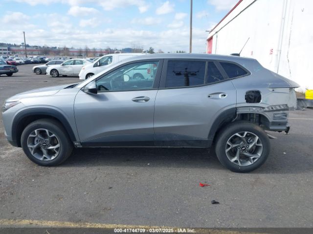 KL77LHE21RC107601 Chevrolet Trax Fwd Lt