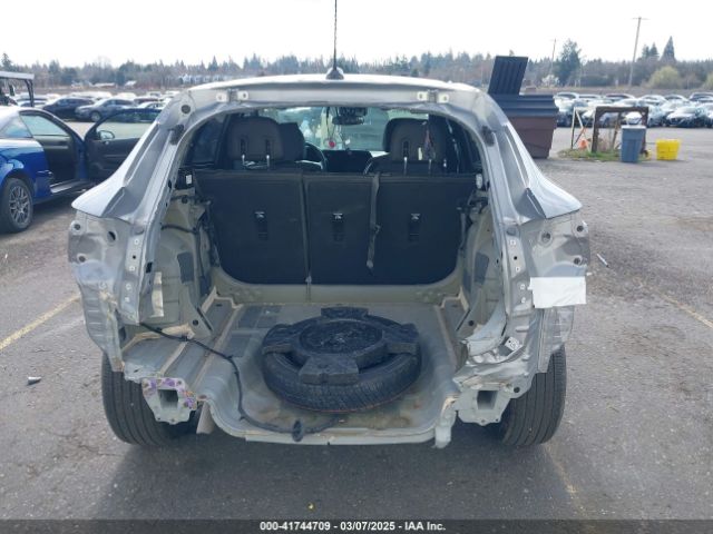 KL77LHE21RC107601 Chevrolet Trax Fwd Lt