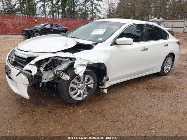 Nissan Altima 2.5 S 2014 1N4AL3AP7EN379345 Image 2