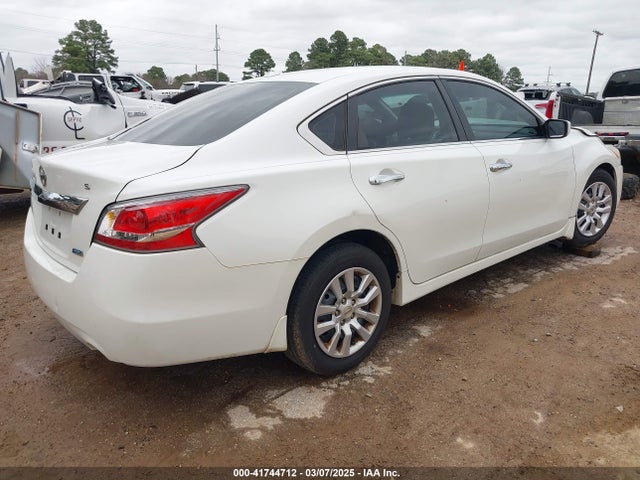 Nissan Altima 2.5 S 2014 1N4AL3AP7EN379345 Image 4