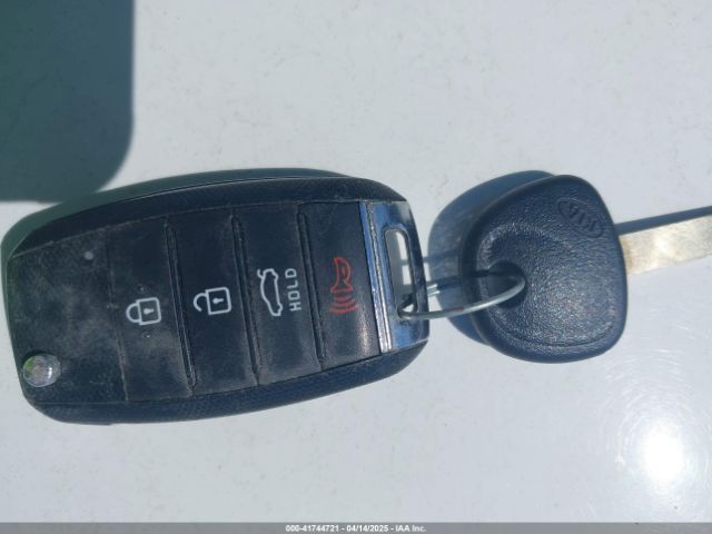 5XXGT4L37KG321862 KIA Optima Lx