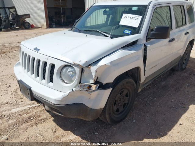 1C4NJPBB9GD547913 Jeep Patriot Sport
