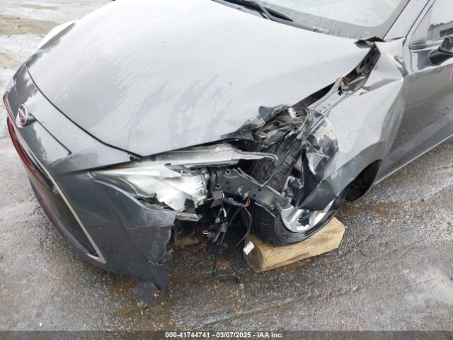 3MYDLBZV4GY143506 Scion IA