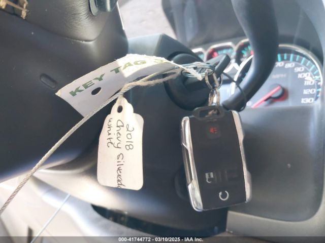 2018 CHEVROLET SILVERADO 1500 3GCUKSEJ2JG129119 Photo 10