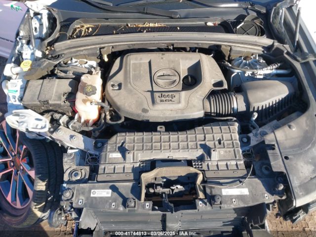 1C4RJKDG3M8204967 Jeep Grand Cherokee L Overland 4x4