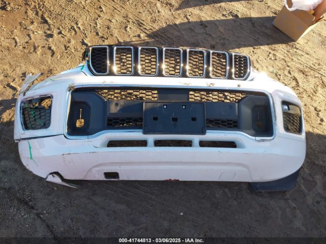 1C4RJKDG3M8204967 Jeep Grand Cherokee L Overland 4x4