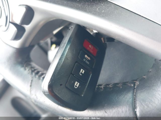 4T1BF1FK9EU862845 Toyota CAMRY SE