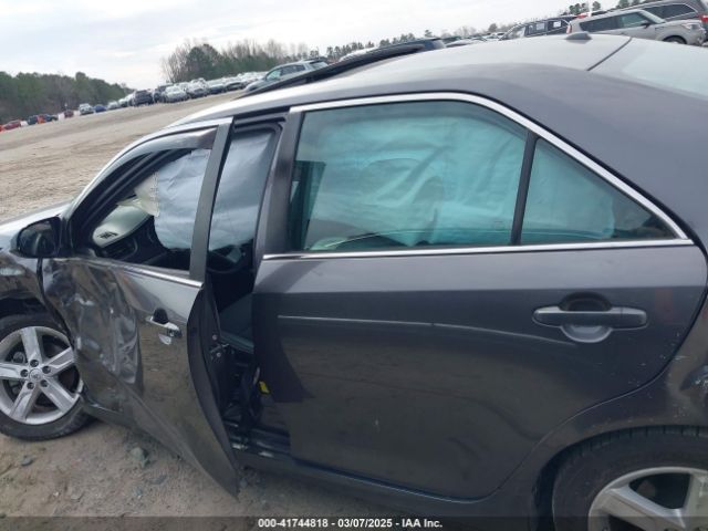 4T1BF1FK9EU862845 Toyota CAMRY SE