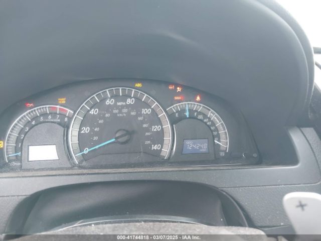 4T1BF1FK9EU862845 Toyota CAMRY SE