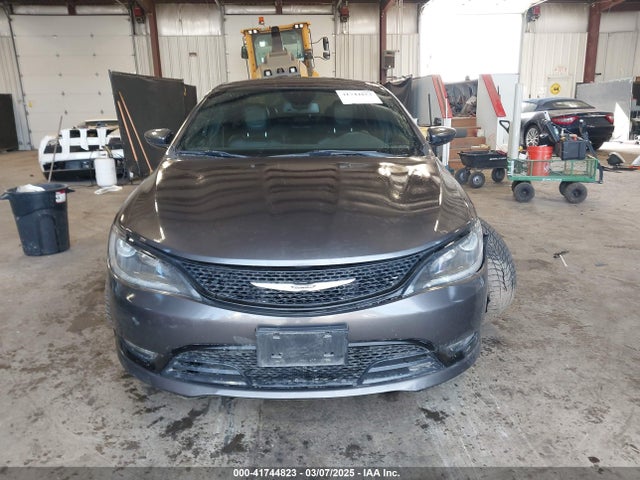 Chrysler 2016 2016 1C3CCCDG3GN179617 Image 12