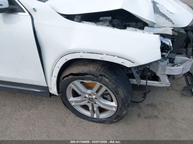 W1N4M4HB7NW173675 Mercedes-Benz Glb 250 4matic