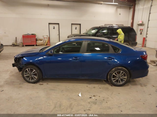 3KPF24AD6RE796240 KIA Forte Lxs