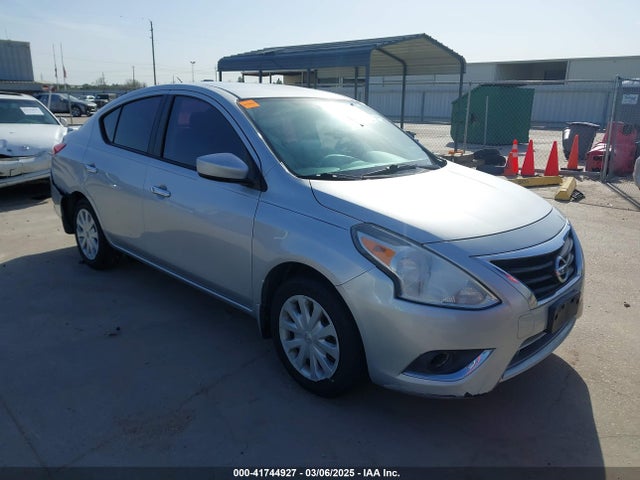 2015 3N1CN7AP5FL820771 main image