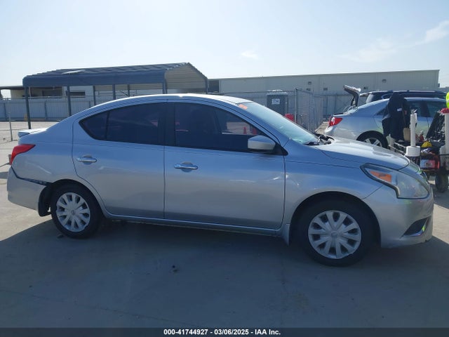 Nissan Versa 1.6 Sv 2015 3N1CN7AP5FL820771 Image 13