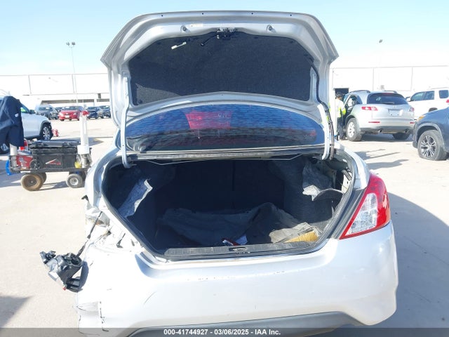 Nissan Versa 1.6 Sv 2015 3N1CN7AP5FL820771 Image 17